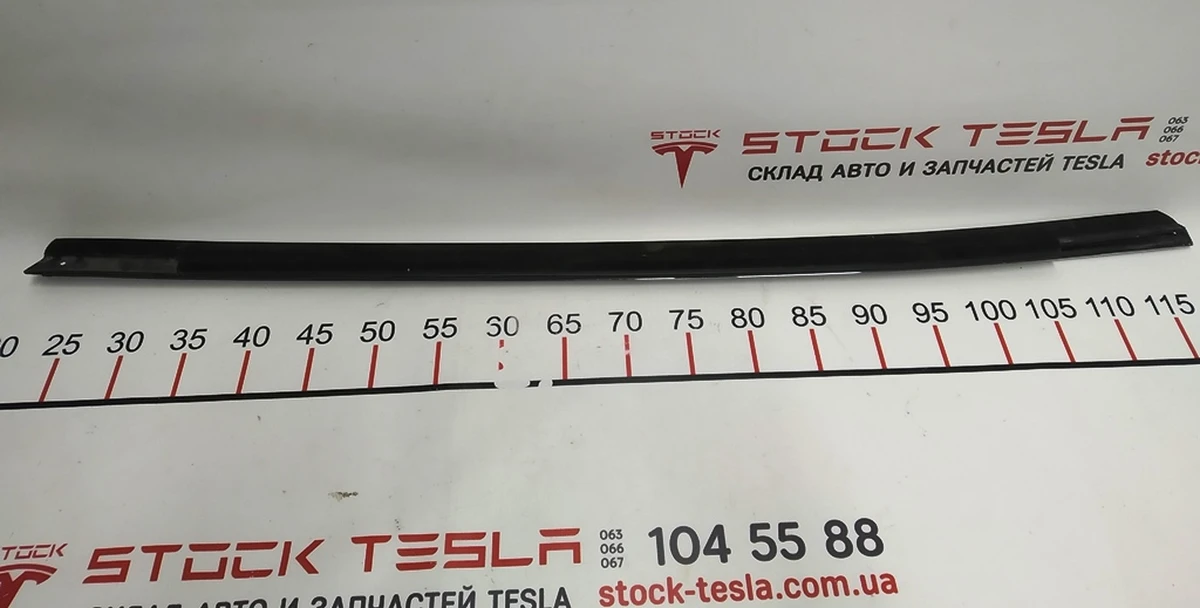 4 Молдинг зовнішній двері задньої правої хром Tesla model S, model S REST