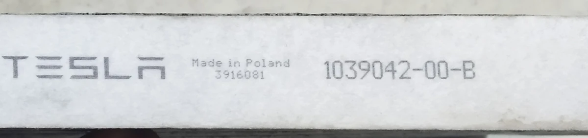6 Фильтр угольный салона печки кондиционера Tesla Model X 1039042-00-B