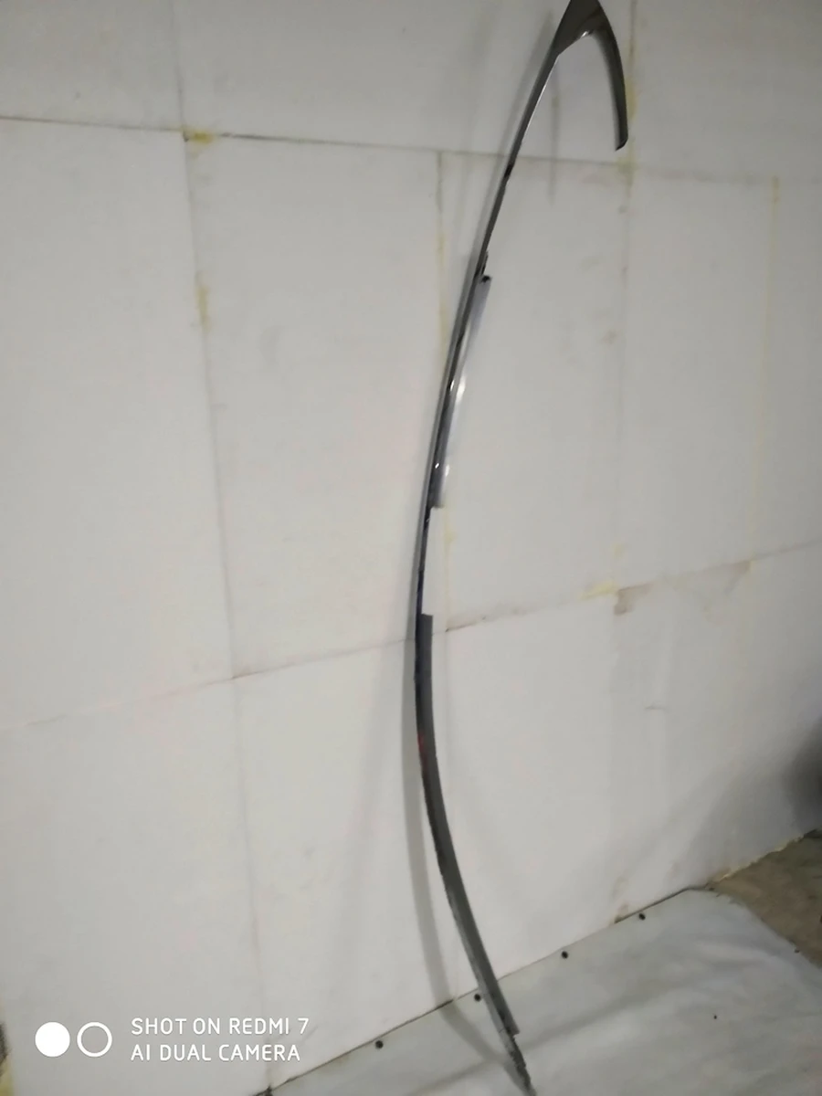 1 Body molding left chrome metal Tesla model S, model S REST 1039307-00-A