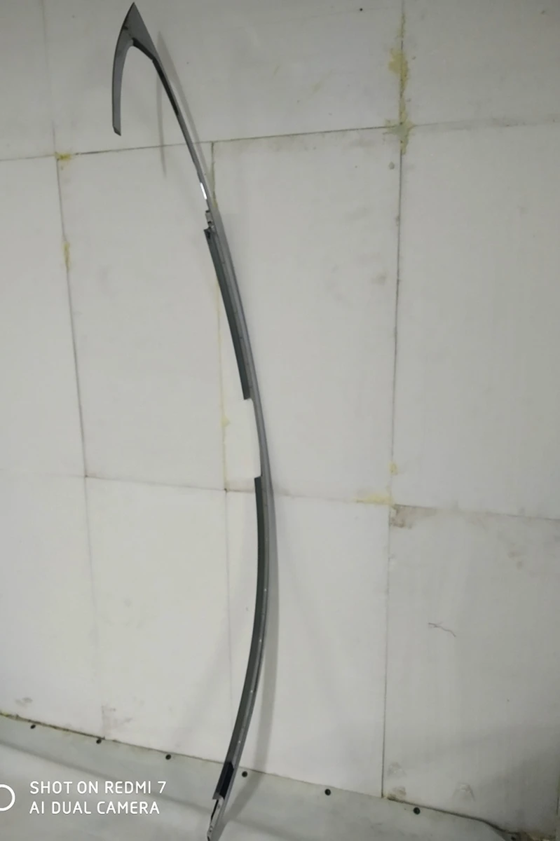 2 Молдинг кузова бічний правий хромований метал Tesla model S, model S REST 1039308-00-A