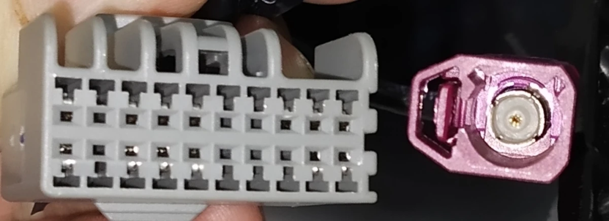 1 Зеркало наружное левое PREMIUM в сборе (без зеркального элемента и верхней накладки) Tesla model S, model S REST 1041317-00-G