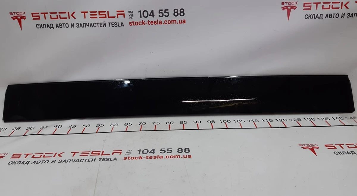 18 Панель зовнішній даху передня поперечна Tesla model X 1041362-00-J