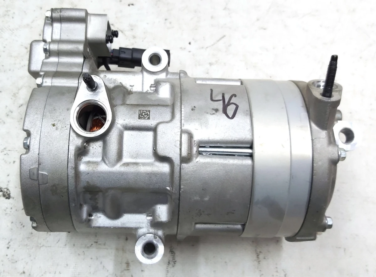 1 MX, COMPRESSOR, A/C ELECTRIC without wiring Tesla model X 1042442-00-K