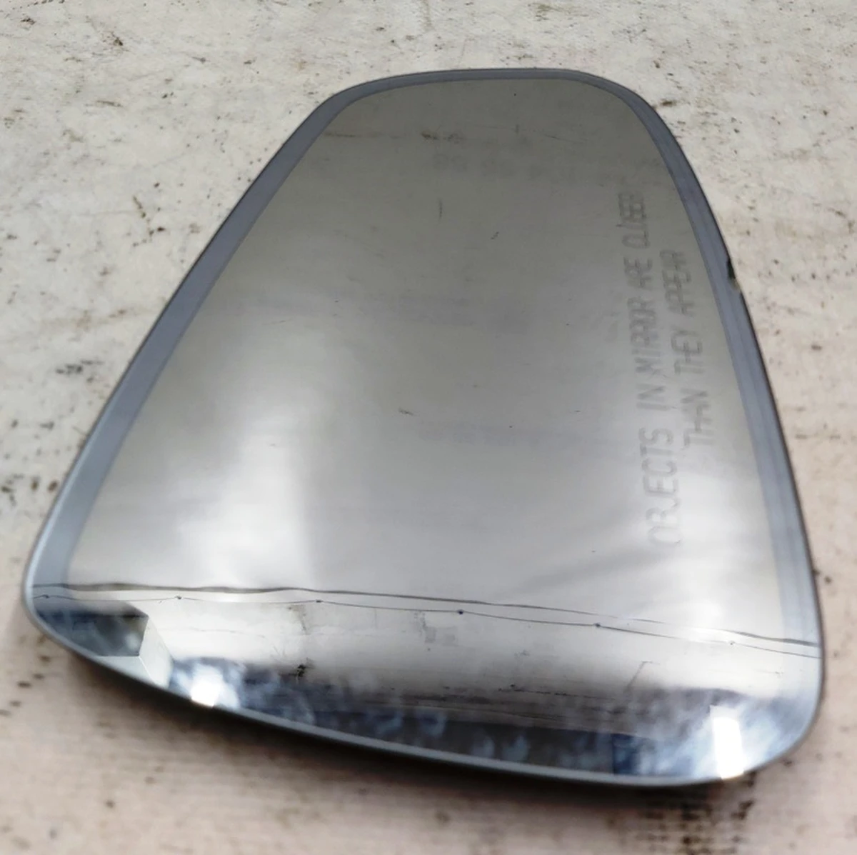 Дзеркальний елемент дзеркала зовнішнього правого BASE із підігрівом із пошкодженням Tesla model S, model S REST 1042524-00-A