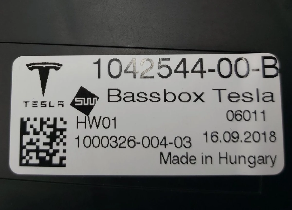 6 Сабвуфер с AWD Tesla model S, model S REST 1042544-00-B