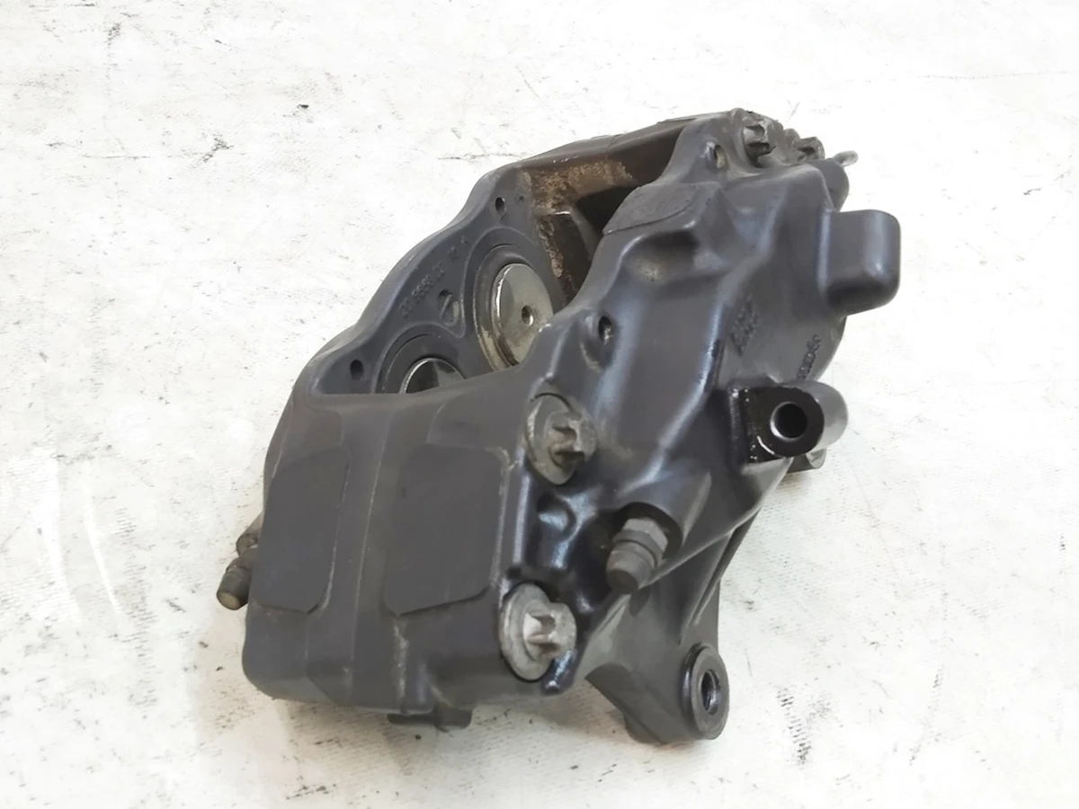 1 Супорт гальмівний передній правий BREMBO без гальмівних колодок Tesla Model S, Model S REST, Model X 1042640-00-D, 1007795-00-C