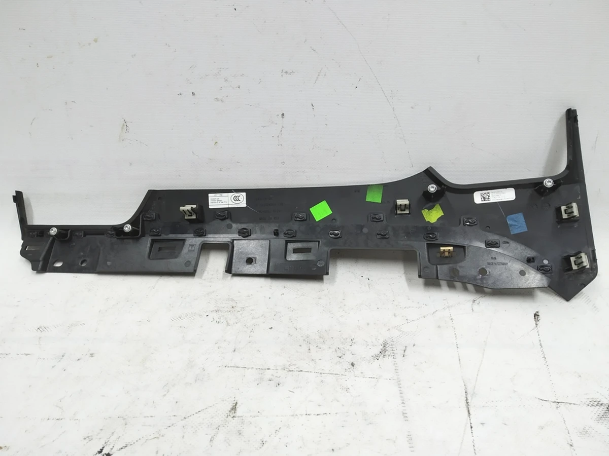 18 Interior trim panel passenger CARBON FIBER Tesla model X 1042774-11-C