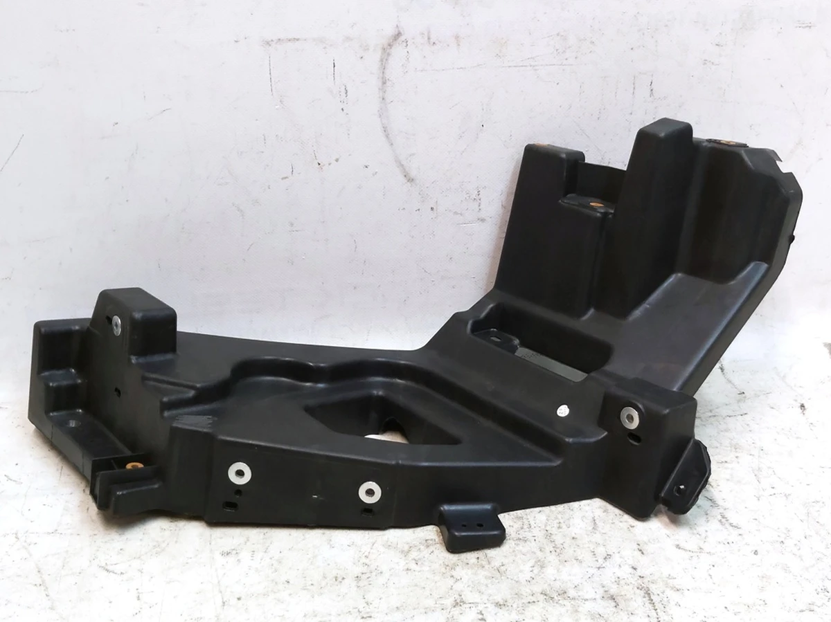 3 MX HEADLAMP SUPPORT BRACKET LH (shaft) Tesla model X 1043357-00-F