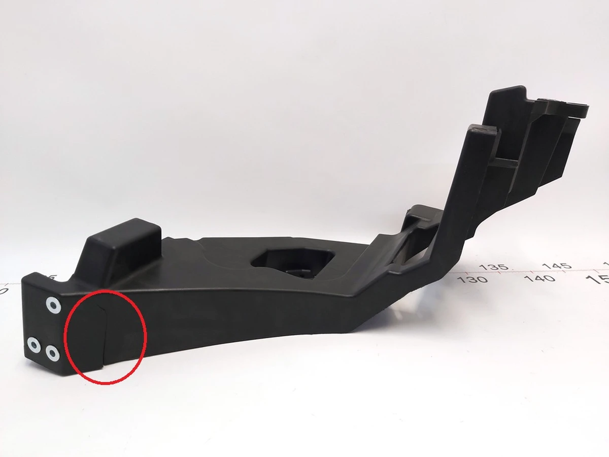 3 HEADLAMP SUPPORT BRACKET RH (shaft) with damage Tesla model X 1043612-00-F