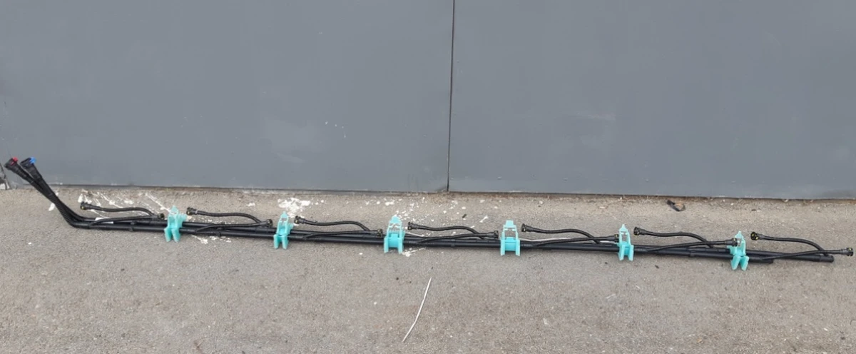 Branch pipe of the battery thermoregulation system right Tesla model S REST 1043854-00-B