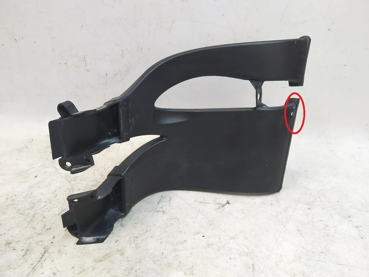 30 ASSY, MX DUCT FR FOGLAMP, LH (damaged) Tesla model X 1043927-00-E