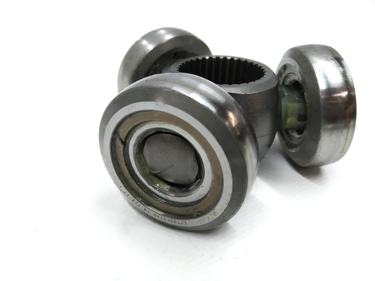 Трипоидный подшипник внутреннего шруса Tesla model 3 1044161-00-D