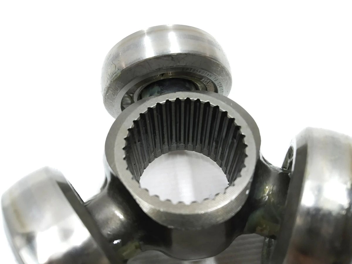 Трипоидный подшипник внутреннего шруса Tesla model 3 1044161-00-D