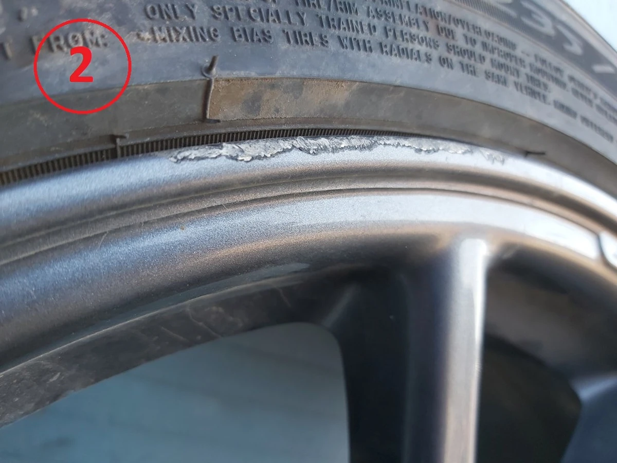 1 Wheel assembly with damage (rim 18 * 8.5J AERO tire Michelin Primacy 235/45 R18 TPMS sensor protector 2,54 mm) Tesla model 3 1234221-00-C