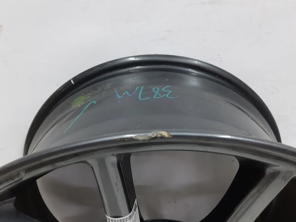 1 Диск колесный 18X8.5J ET40 AERO с повреждением Tesla model 3 1234221-00-C