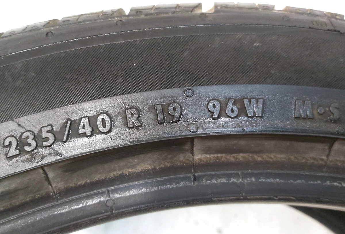 1 TIRE 235/40R19 96W M/S CONTINENTAL PROCONTACT RX 6.91mm data 41/20 Tesla model 3 1044255-00-B