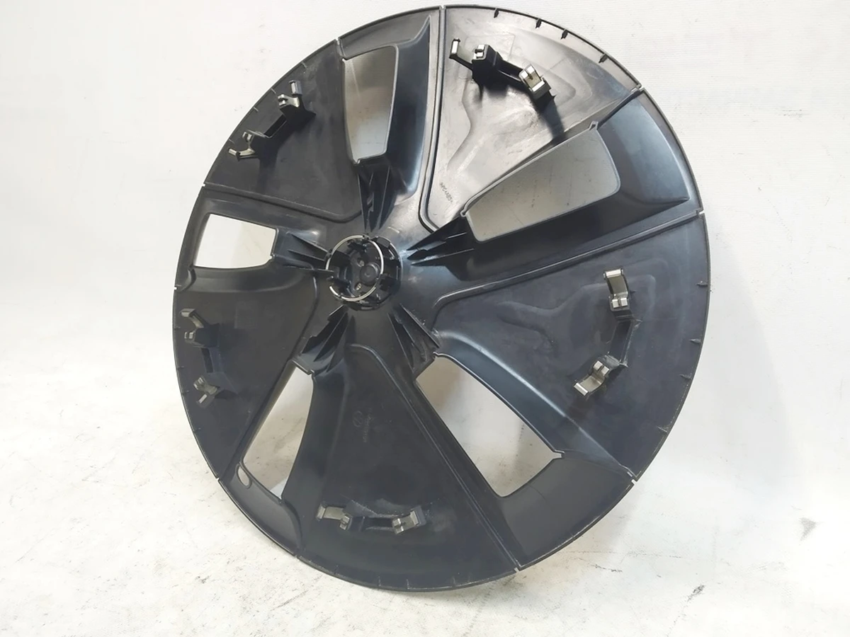 11 18 INCH AERO WHEEL CAP damaged Tesla model 3 1044271-00-C