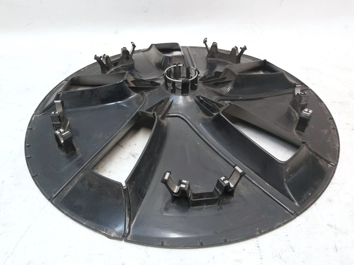 11 WHEEL COVER - 18 INCH PINWHEEL REFRESH with damage Tesla model 3 1044271-00-C 