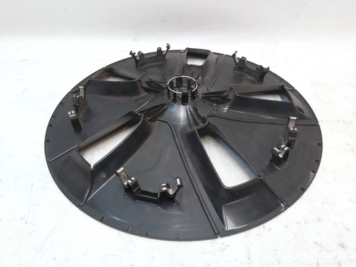 11 WHEEL COVER - 18 INCH PINWHEEL REFRESH with damage Tesla model 3 1044271-00-C 