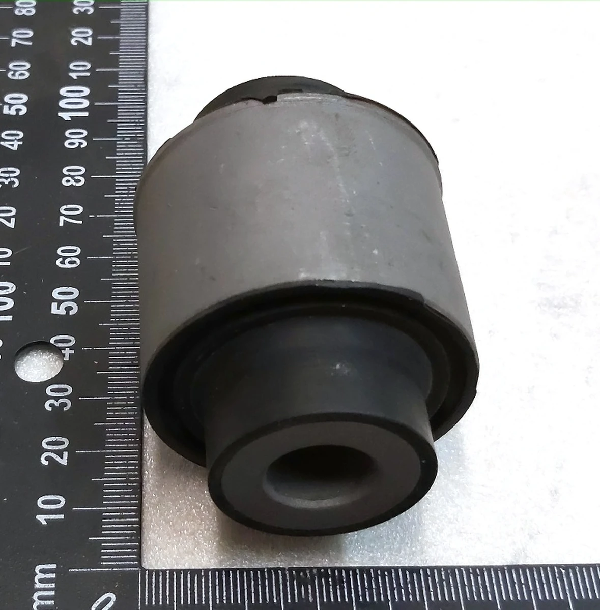 11 Сайлентблок рычага переднего нижнего поперечного 47mm (вместо плавающего) Tesla model 3 1044341-00