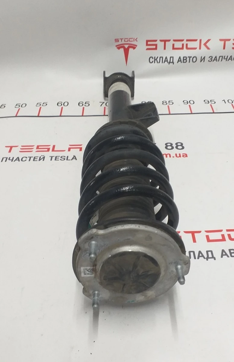 1 Модуль пружинный передний правый E3 RWD в сборе Tesla model 3 1044369-01-F