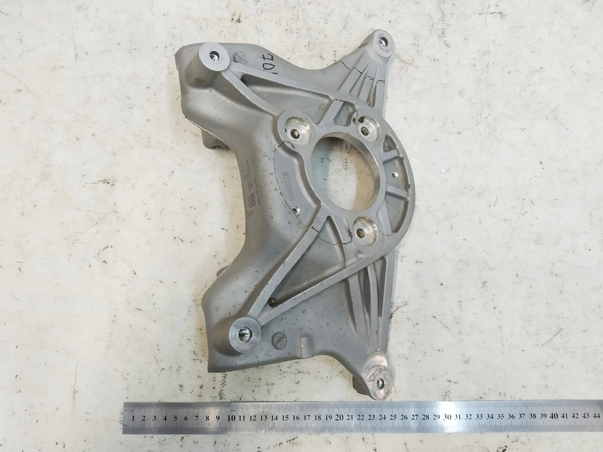 2 Склянка опорна амортизатора лівого (пружинного) Tesla Model 3, Model Y 1044371-00-D