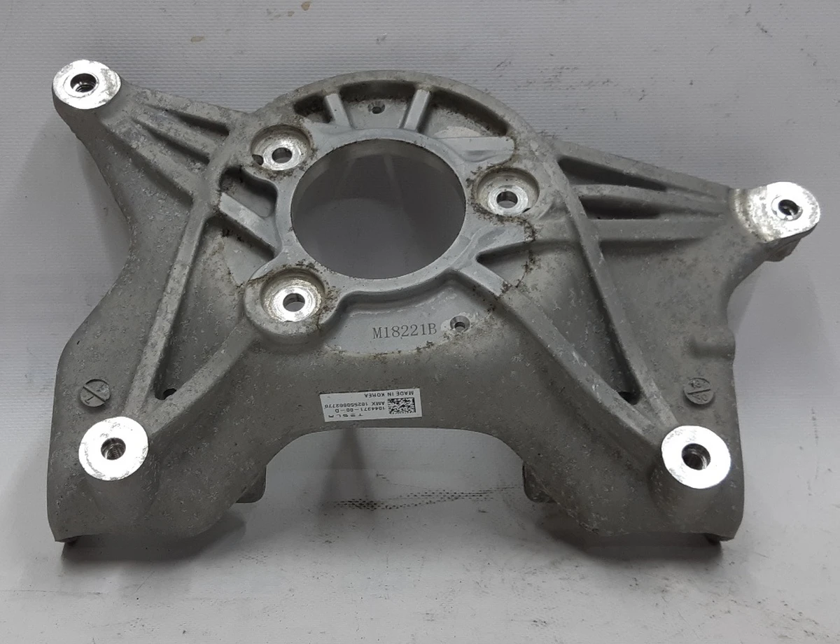 2 Склянка опорна амортизатора лівого (пружинного) Tesla Model 3, Model Y 1044371-00-D