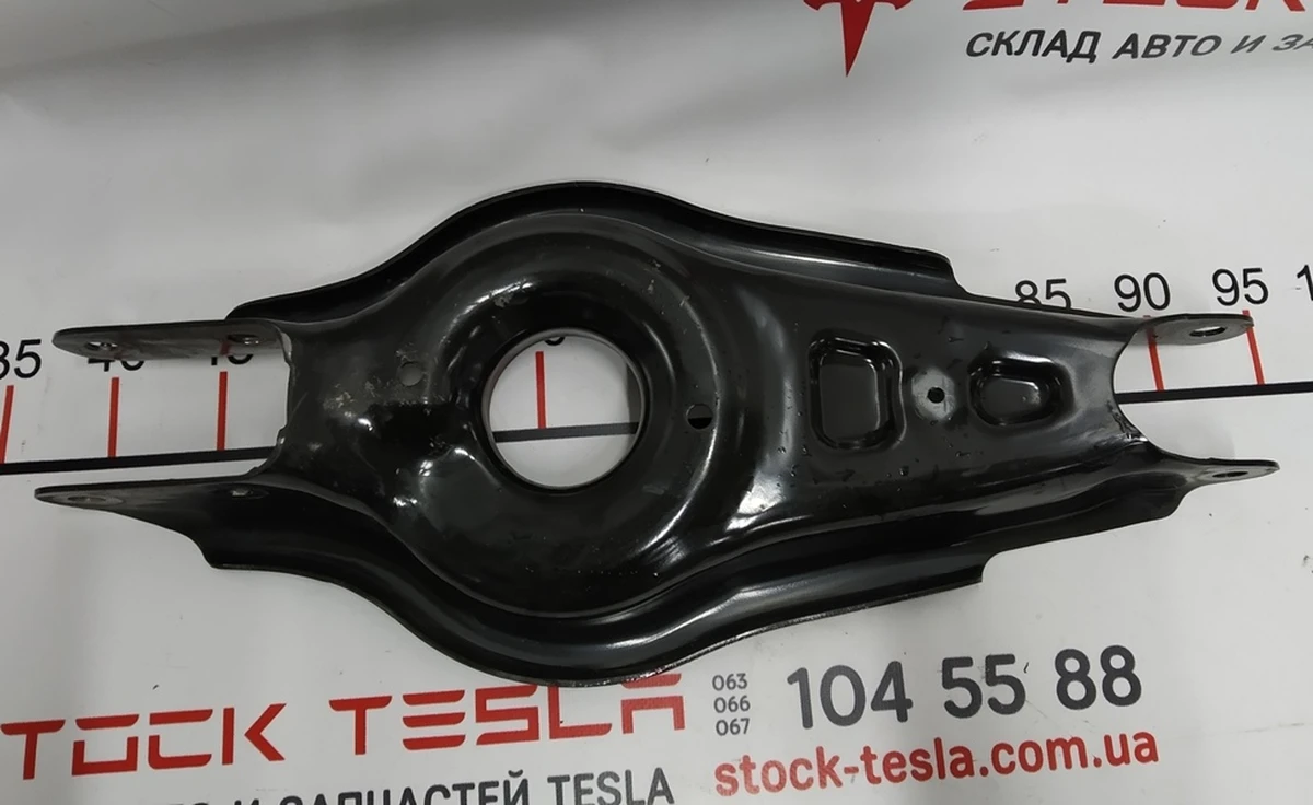 1 Рычаг задний нижний под пружину Tesla model 3 1044451-00-F