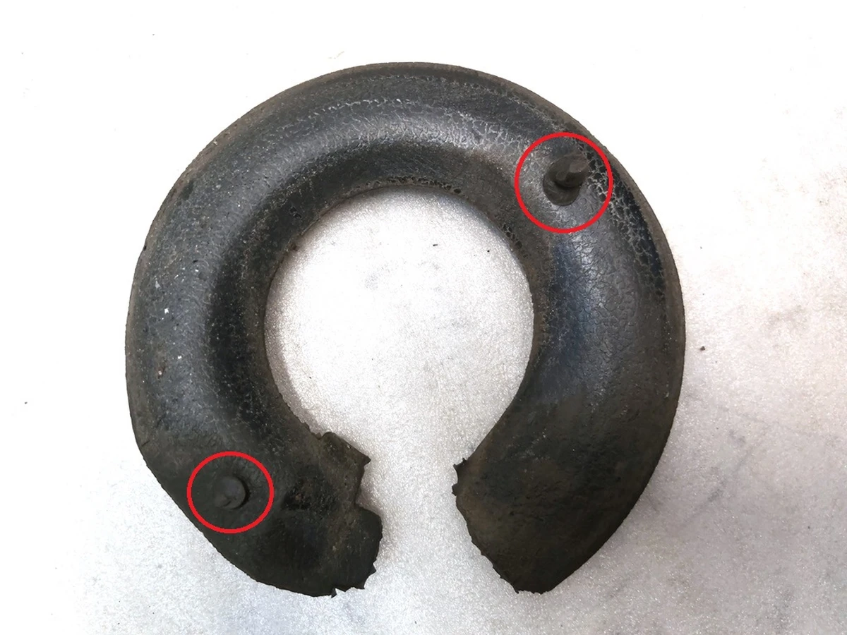 4 REAR SPRING LOWER ISOLATOR (with damage) Tesla Model 3, Model 3 Jan 2024, Model Y 1044479-00-E