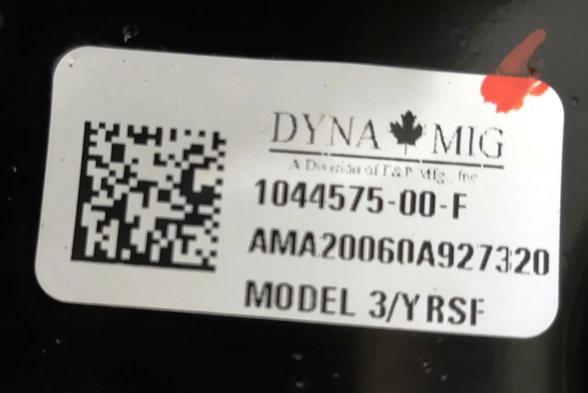 1 Підрамник задній Tesla Model 3, Model Y 1044575-00-F