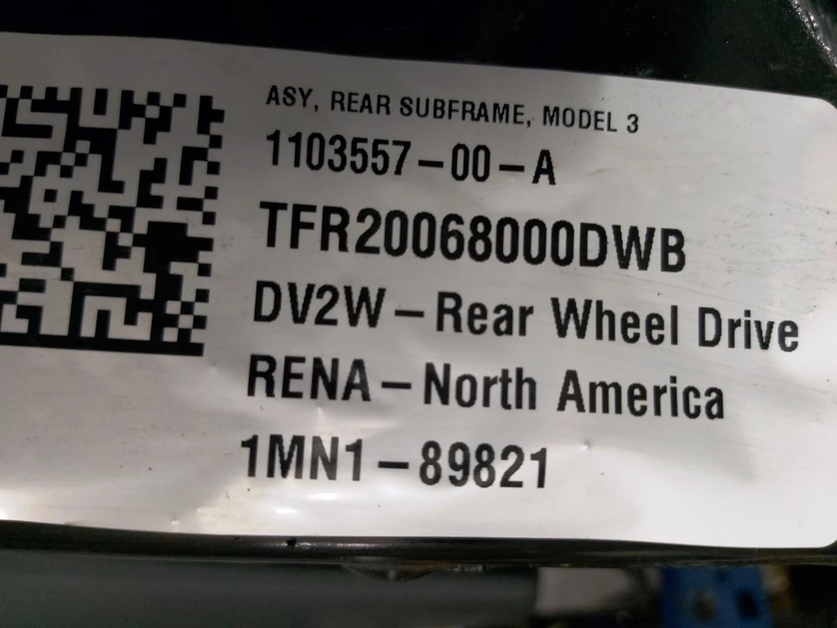 1 Підрамник задній Tesla Model 3, Model Y 1044575-00-F