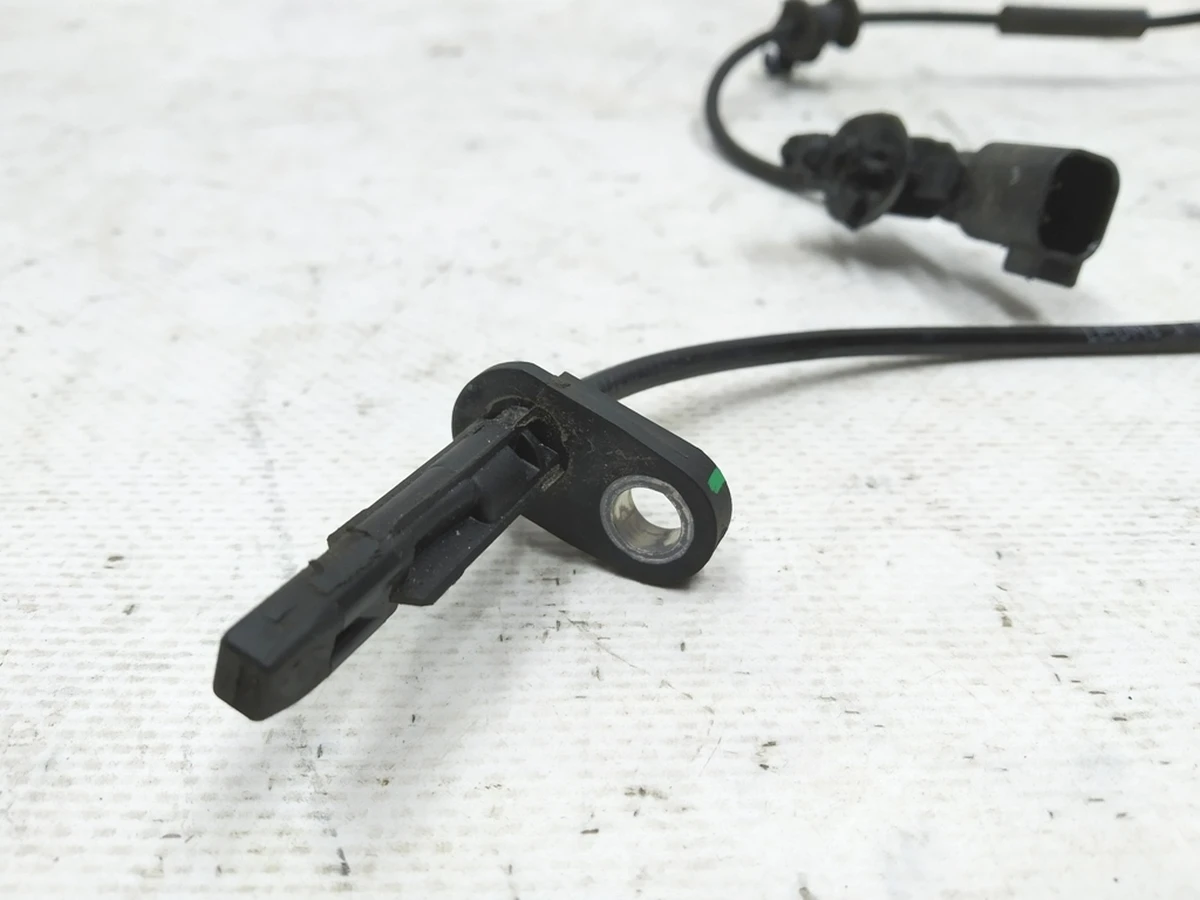 1 Датчик ABS передній лівий правий Tesla Model 3, Model Y 1188761-00-B