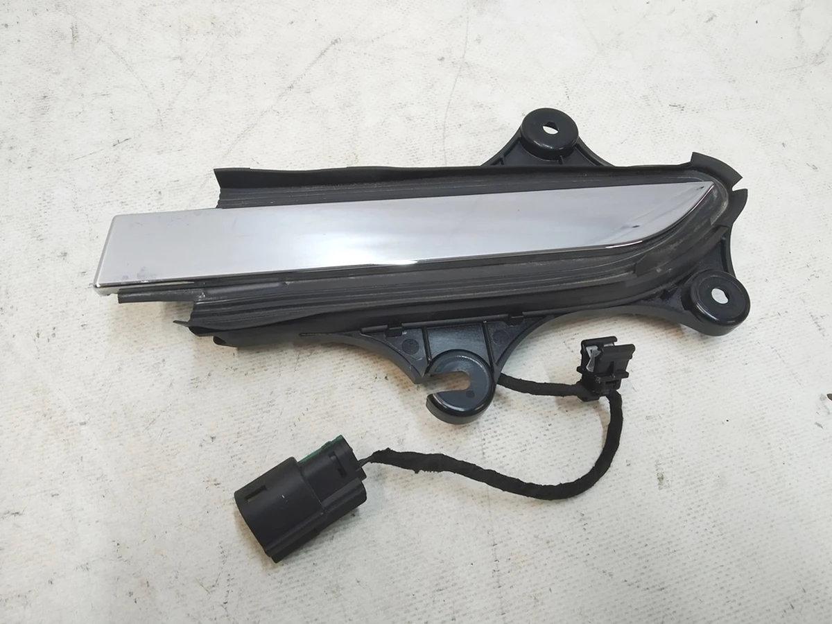 2 Механізм ручки зовнішньої задньої лівої(хром) в зборі Tesla model X 1627609-00-A