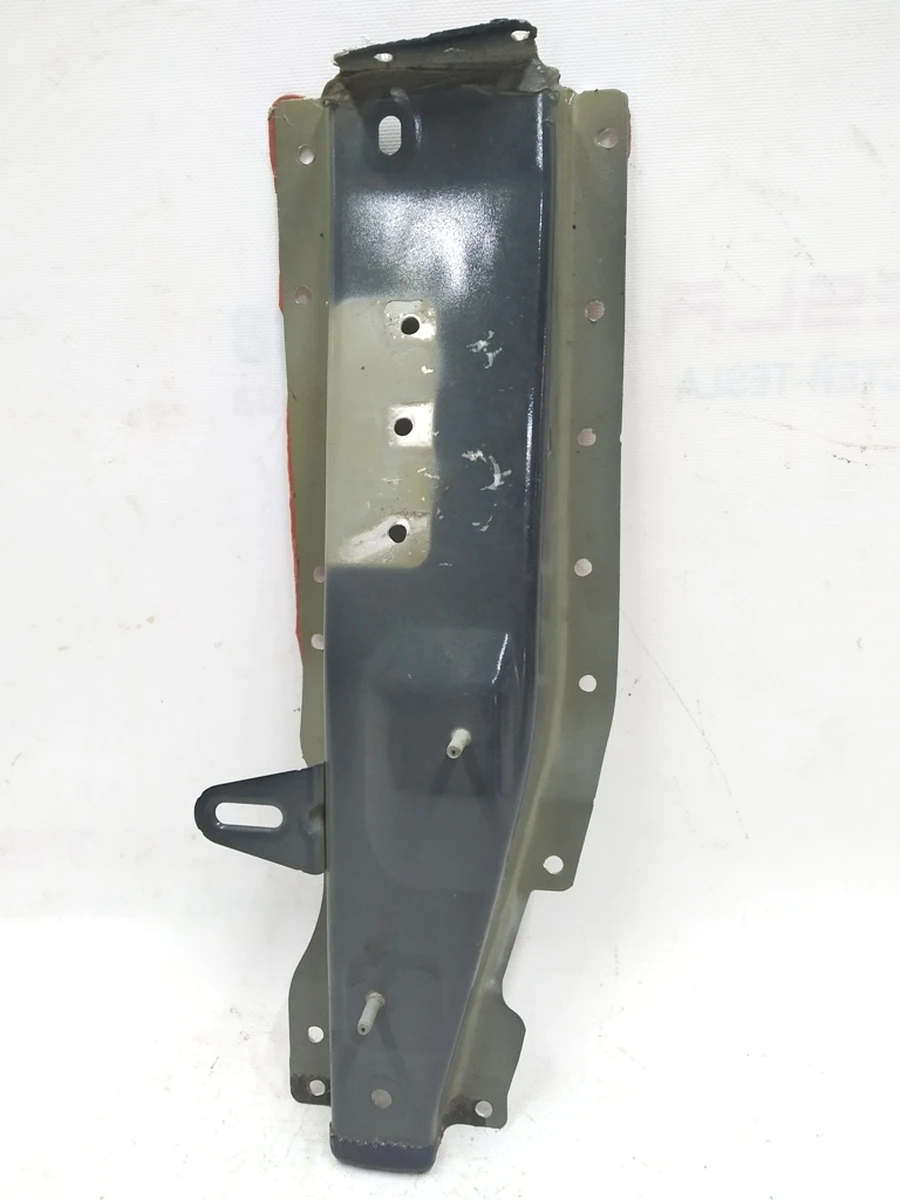 2 Панель кузова кріплення кліматичної установки Tesla model X 1045523-00-V