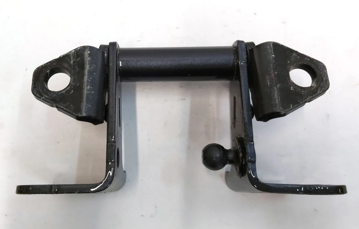 3 Петля двери передней левой верхняя PMNG Tesla model X 1045536-00-H