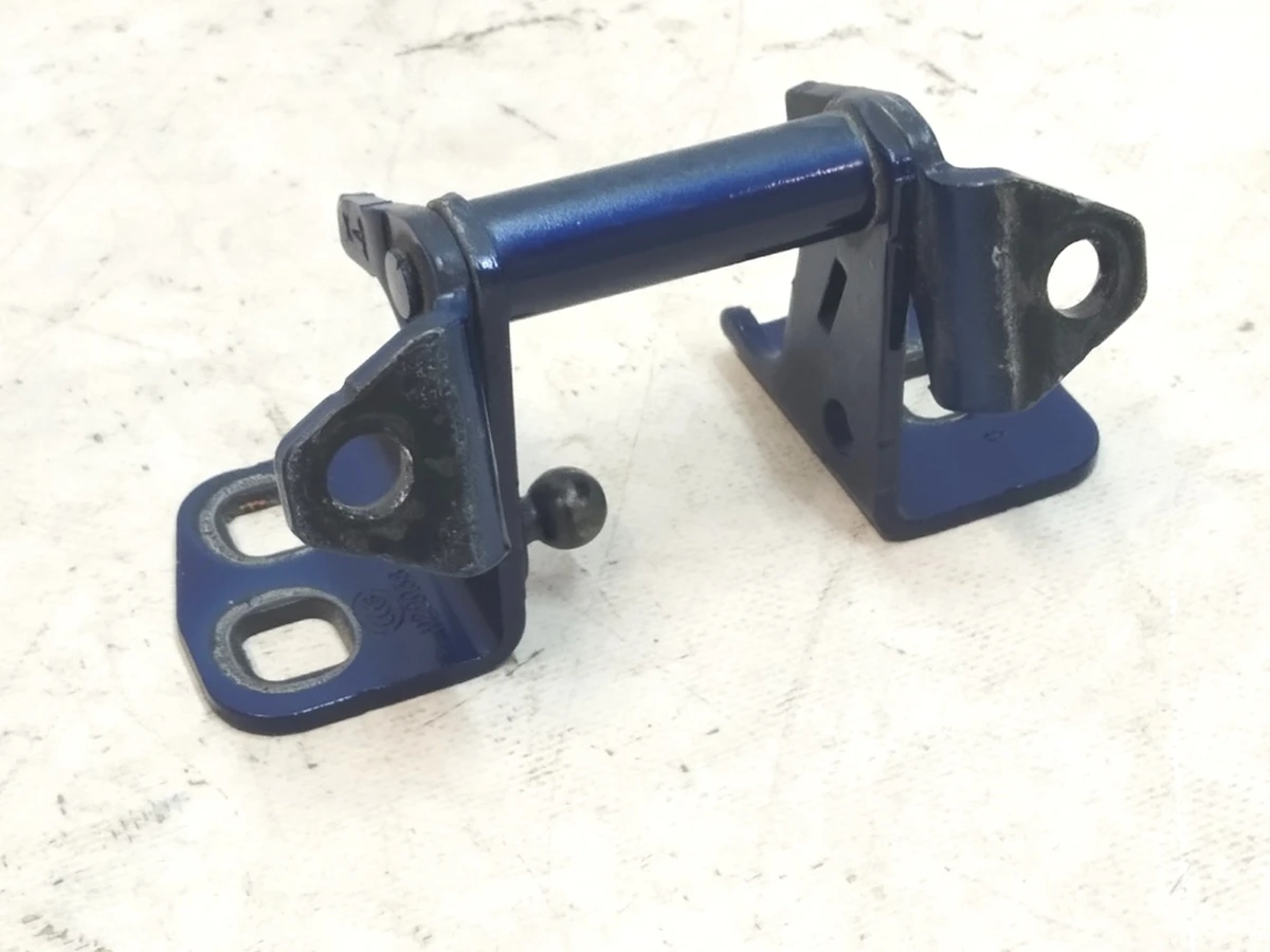 3 Петля двери передней правой верхняя PPSB Tesla Model X 1045537-00-H