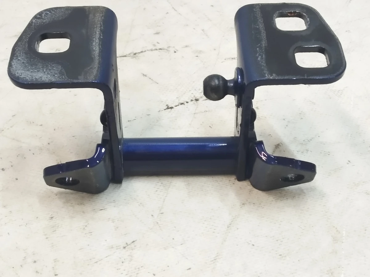 3 Петля двери передней правой верхняя PPSB Tesla Model X 1045537-00-H