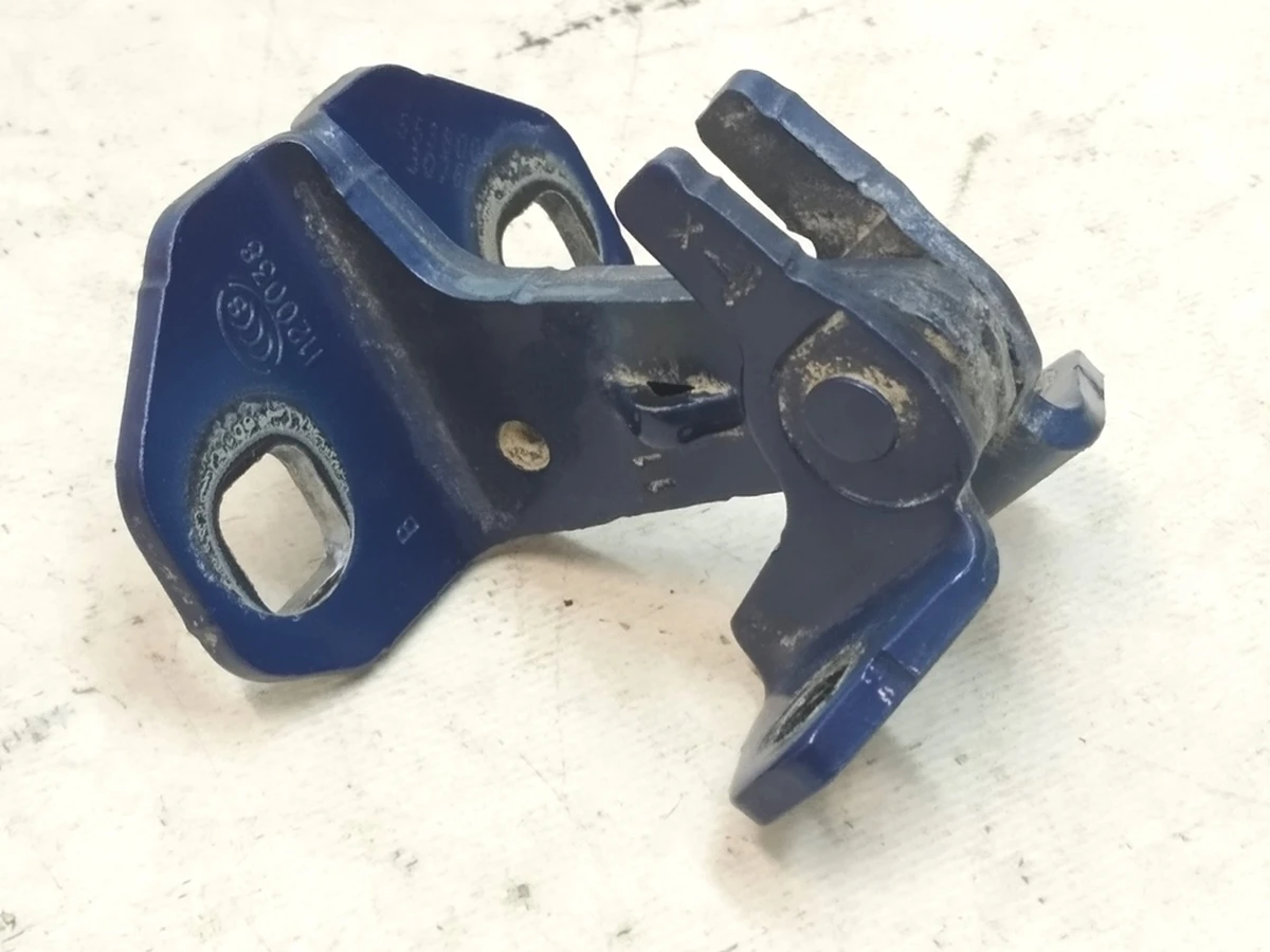 4 Петля двери передней левая правая нижняя PPSB Tesla model X, model X Mar 2021 1045538-00-H