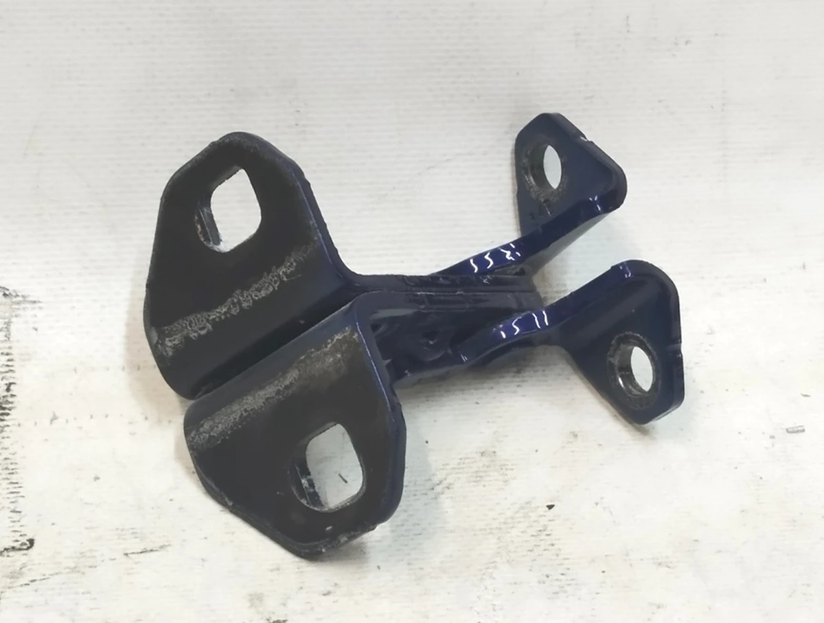 4 Петля двери передней левая правая нижняя PPSB Tesla model X, model X Mar 2021 1045538-00-H