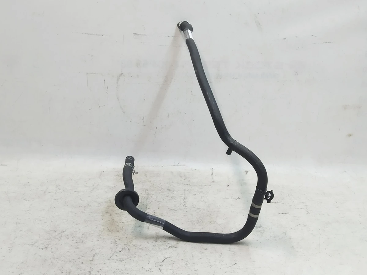 5 Шланг системи охолодження двигуна заднього Tesla Model X 1046225-00-H