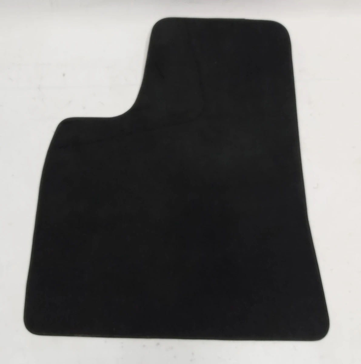 5 Килимок салону першого ряду сидінь водійський Tesla model S, model S REST 1047686-00-B