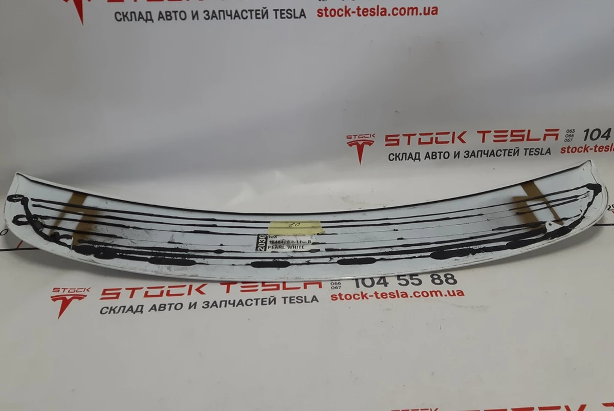 Накладка спойлера пасивного верхня PPSW з пошкодженням Tesla model X 1048428-E0-B