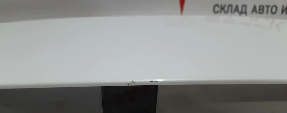 Накладка спойлера пасивного верхня PPSW з пошкодженням Tesla model X 1048428-E0-B