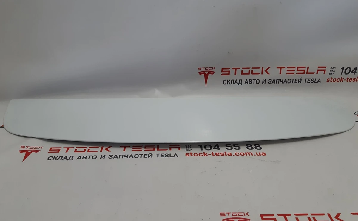 Накладка спойлера пасивного верхня PPSW з пошкодженням Tesla model X 1048428-E0-B