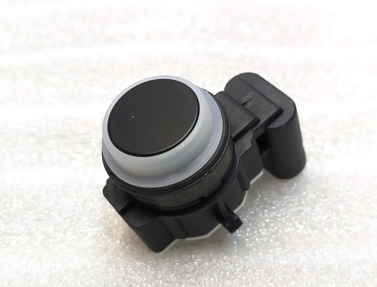 1 Датчик парктроника (короткий) VERSION 2 АП1 з кільцем Tesla model S, model S REST, model X 1048473-01-A