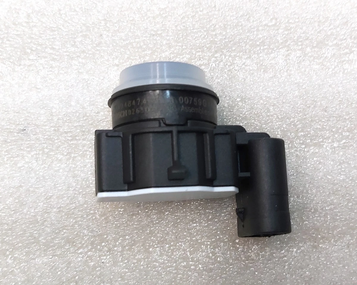 1 Датчик парктроника (короткий) VERSION 2 АП1 з кільцем Tesla model S, model S REST, model X 1048473-01-A