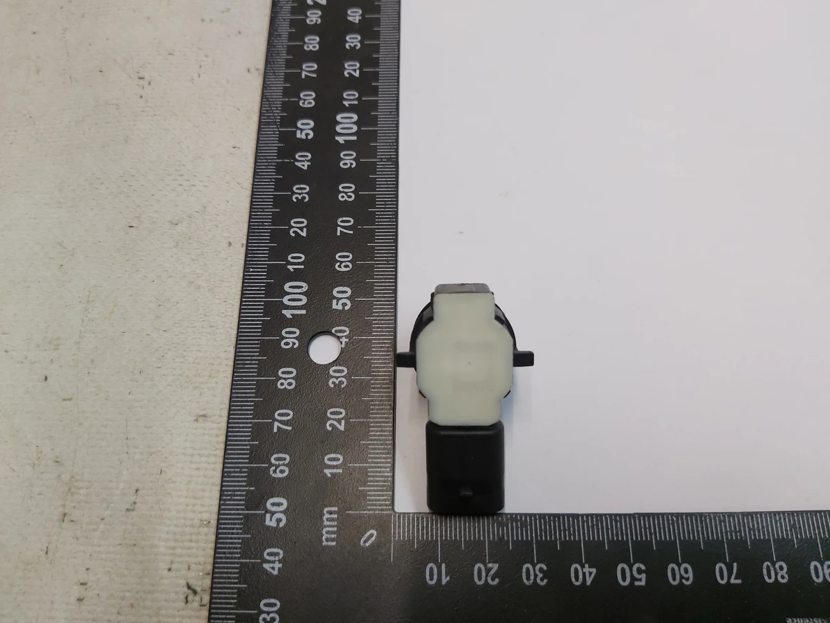 2 Заглушка (муляж) датчика парктроніка АП1 з кільцем Tesla all models 1048474-00-A