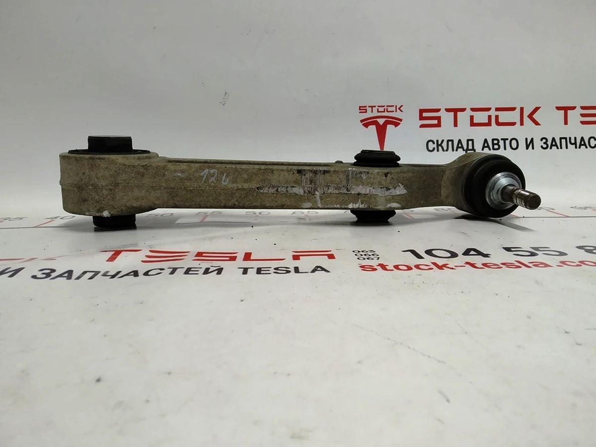 Важіль передній нижній поперечний лівий-правий Tesla model S, model S REST 1027351-00-C