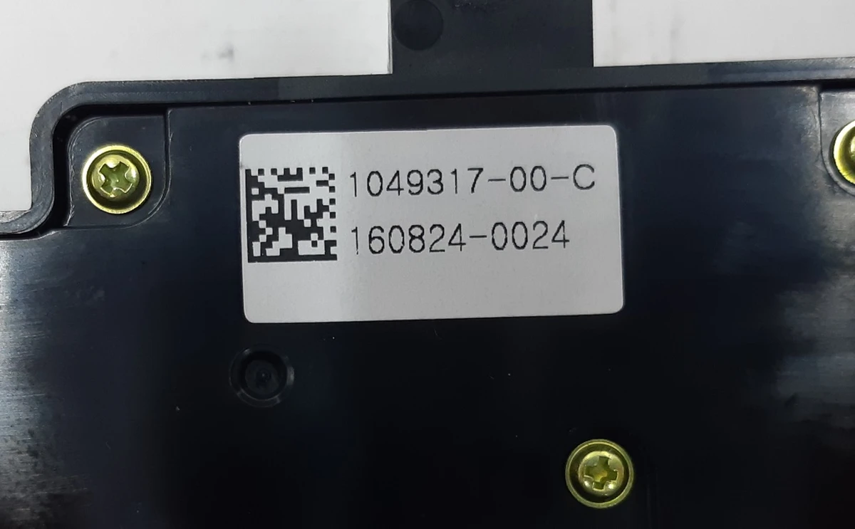 1 Front door LH seat switch assembly (gloss) Tesla Model S REST, Model X 1049317-00-C