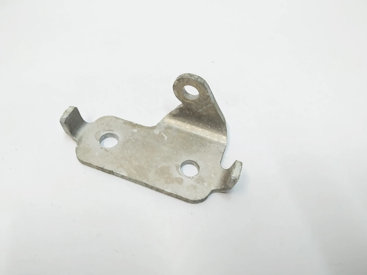 6 BRACKET,HOSES,EXT,3.0-150R Tesla model X 1049414-00-B